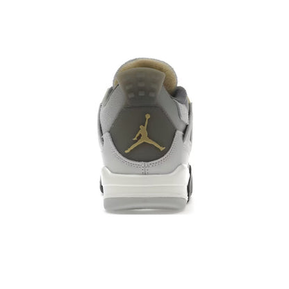 Jordan 4 Retro SE Craft Photon Dust